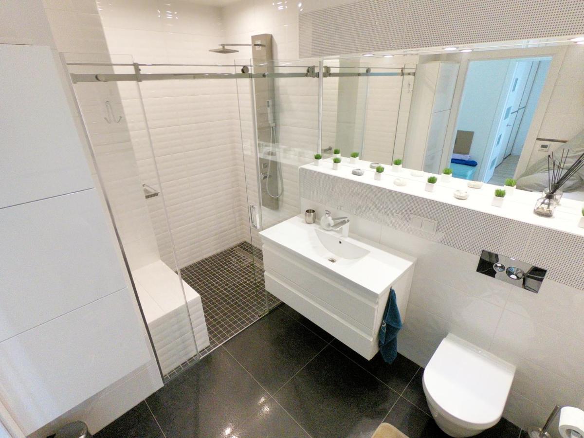 White Dune Apartment - Self Check-In Klaipeda Exterior photo